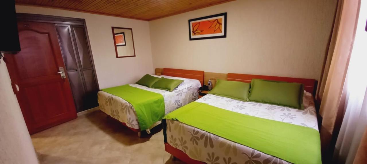 Hoteles Bogota Inn Colonial Bagian luar foto